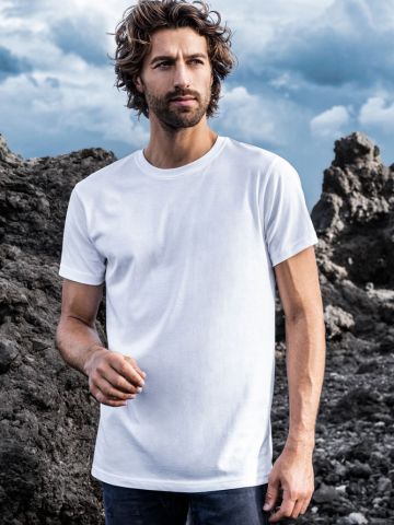 T-Shirts für Herren und Damen hochwertig veredelt vom Tapferen Stickerlein 